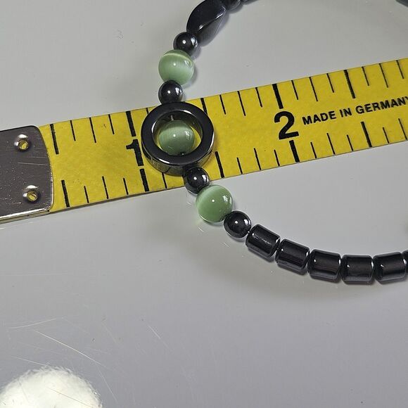 **Last Chance!! Final Sale** Silver Tone And Green Cats Eye Beaded Wrap Bracelet - Picture 8 of 12